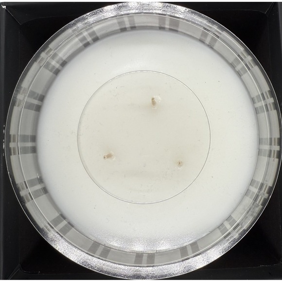 Nest Fragrances Linen Scented Candle ~ 21.1 oz / 600 g ~ - Picture 3 of 3